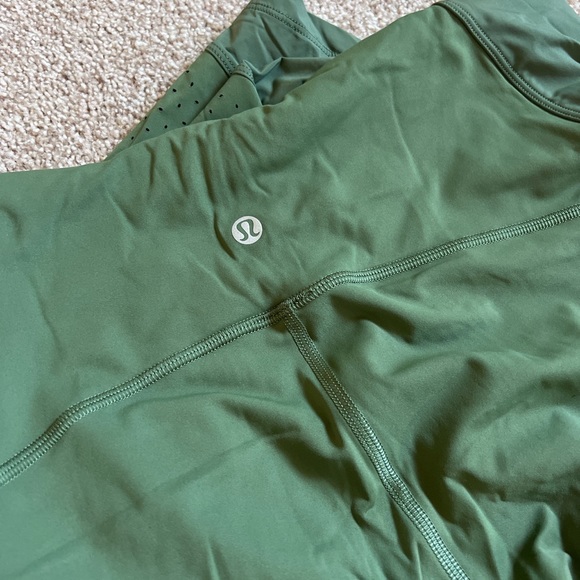 Green LuluLemon Leggings - Picture 7 of 7